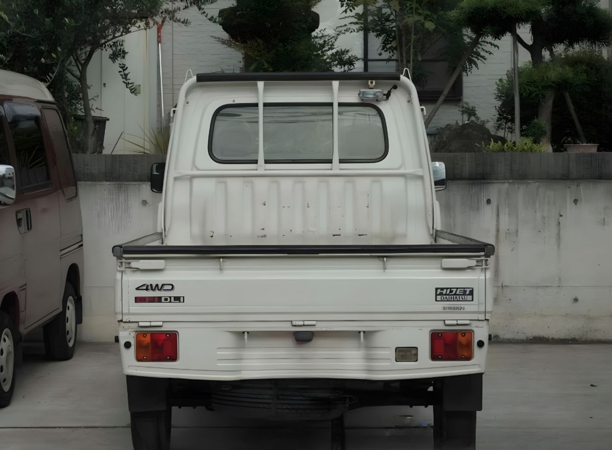 1999 Daihatsu Hijet Truck Special 4WD thumbnail 8